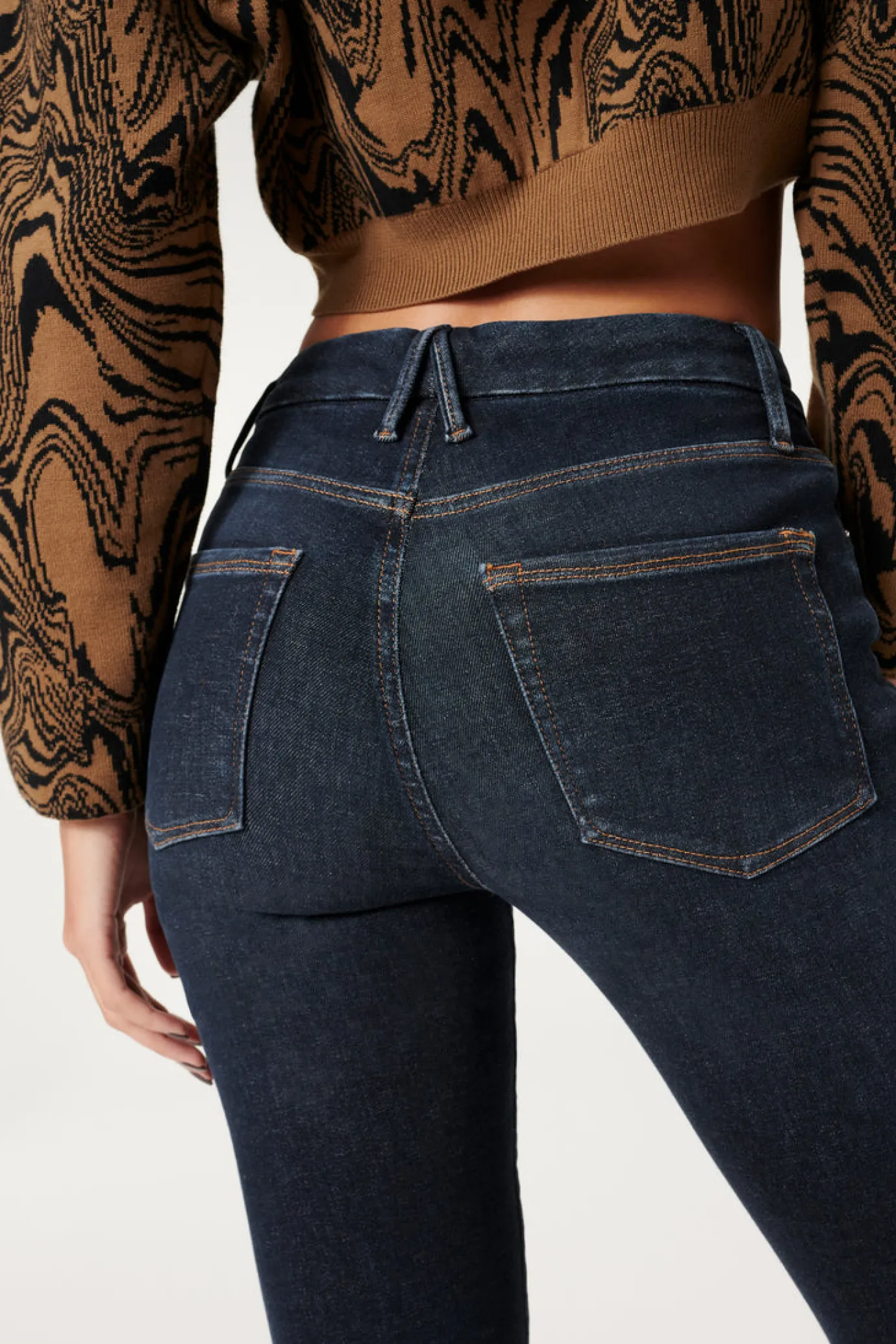 Good American Always Fits Good Straight Blue