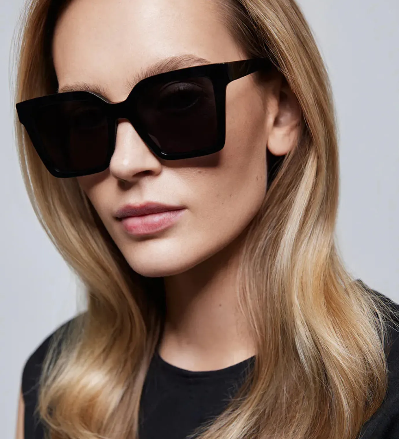Ivy Black Sunglass Readers