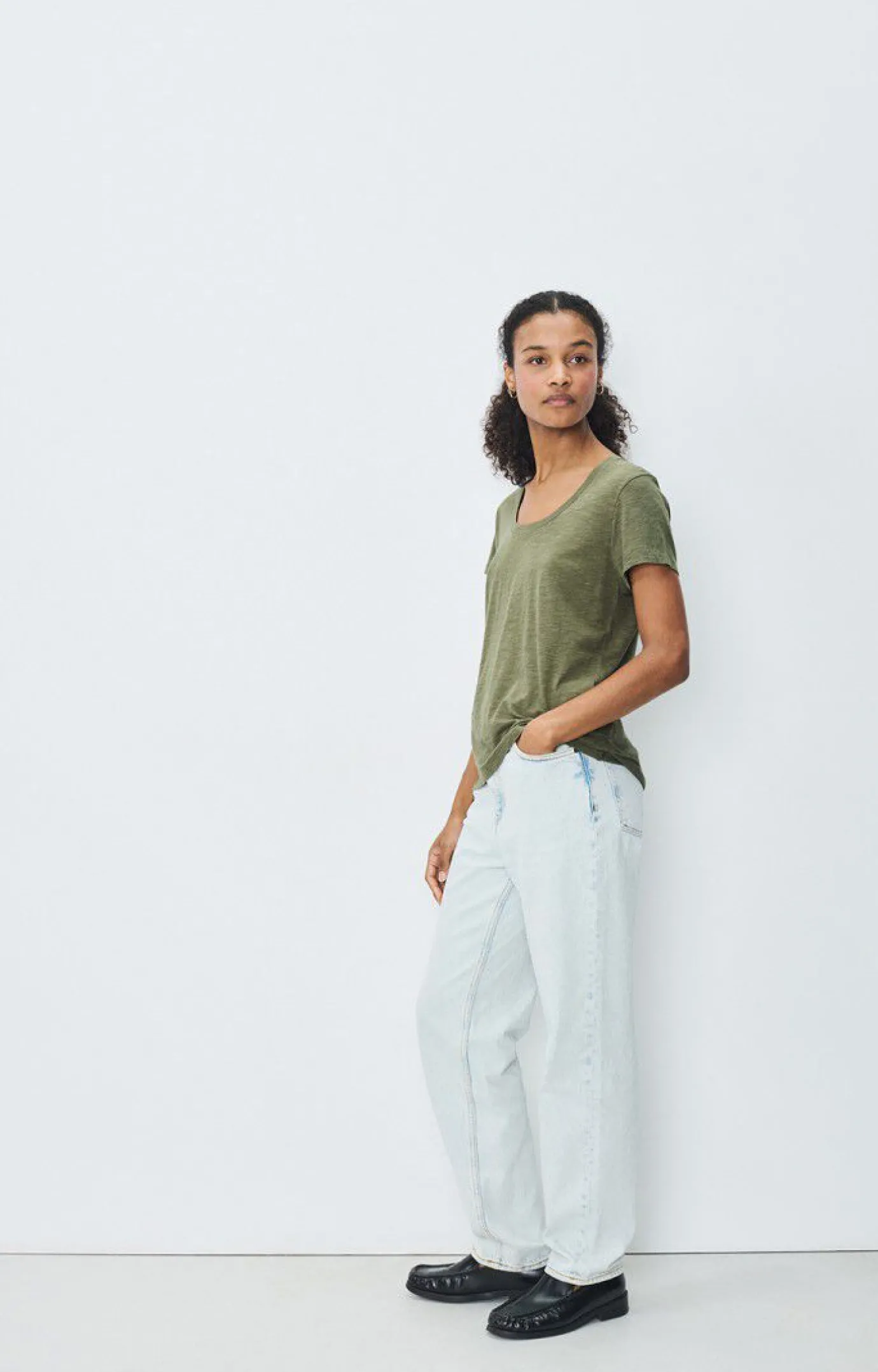 Jacksonville VIntage Kaki Scoop Neck T-Shirt