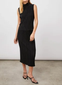 Rails Trea Black Top