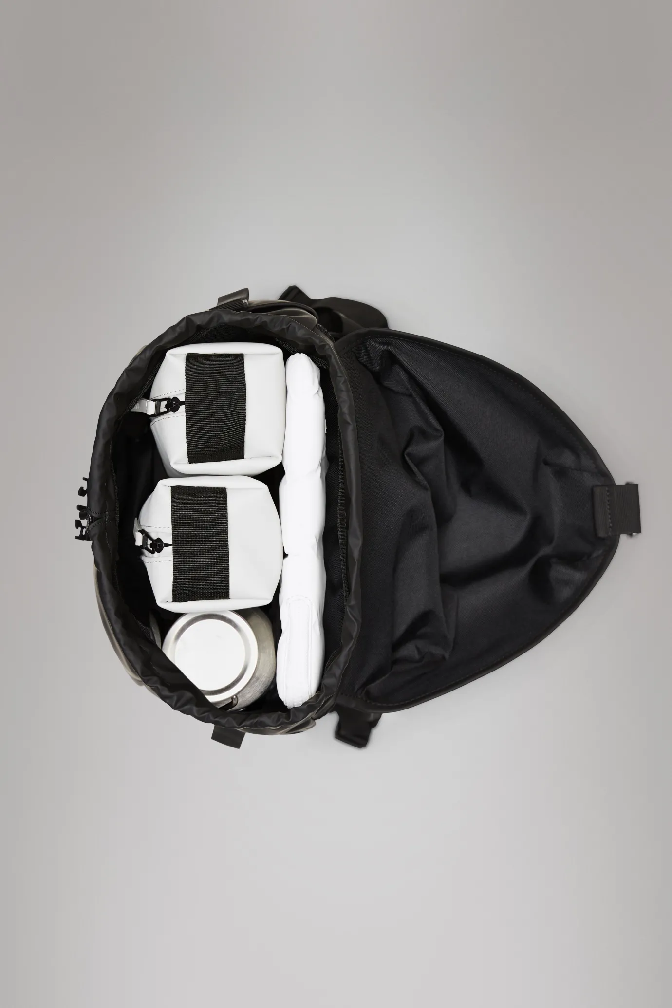 Valera Bucket Backpack Black