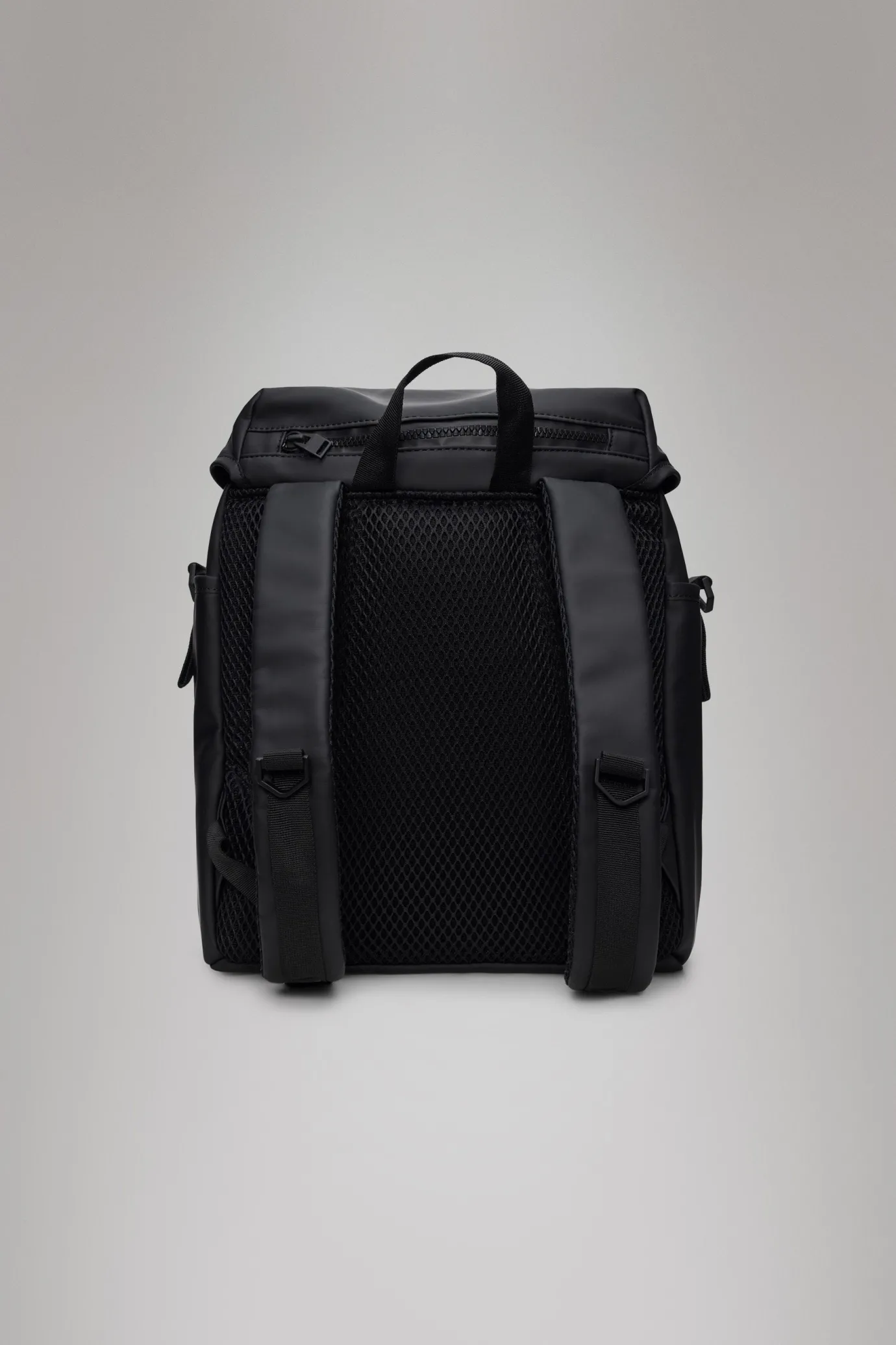 Valera Bucket Backpack Black